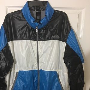 Gently Used lightweight North Face Jacket